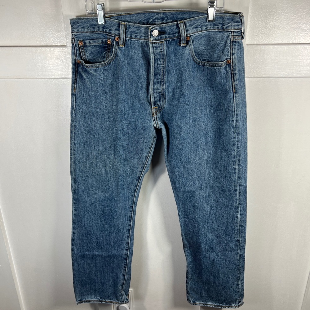Levis 501 Original Fit Jeans Mens 36x29 Medium Wash Blue Denim Straight Leg